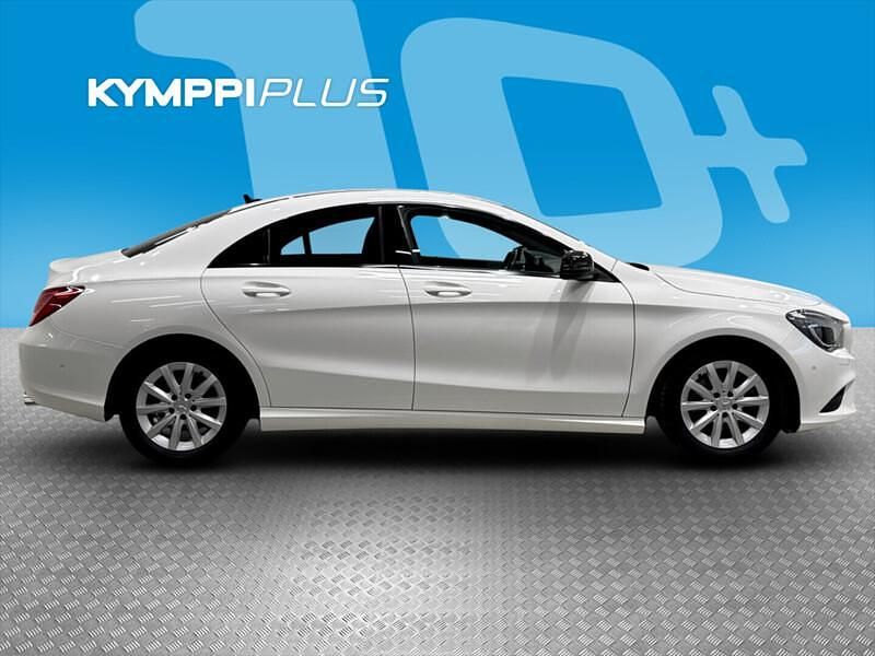 Käytetty Mercedes CLA200 Business 156 HP (114 kW) 2014 Valkoinen Coupe - kaksiovinen