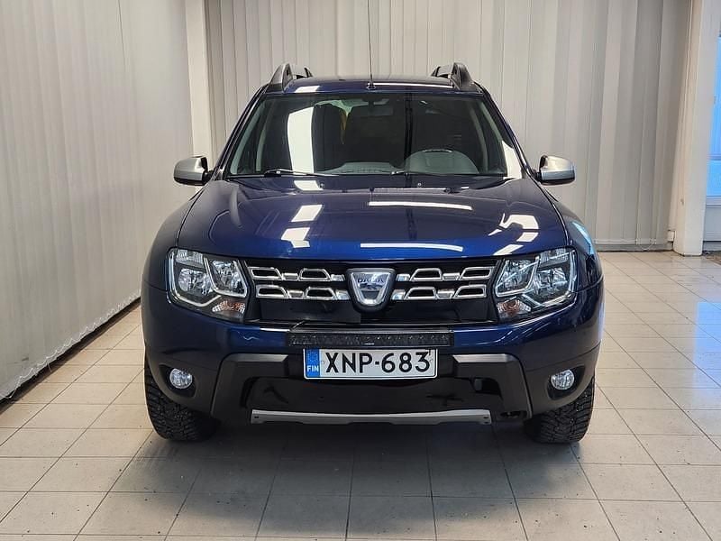 Käytetty Dacia Duster 125 HP (91 kW) 2015 Sininen Katumaasturi