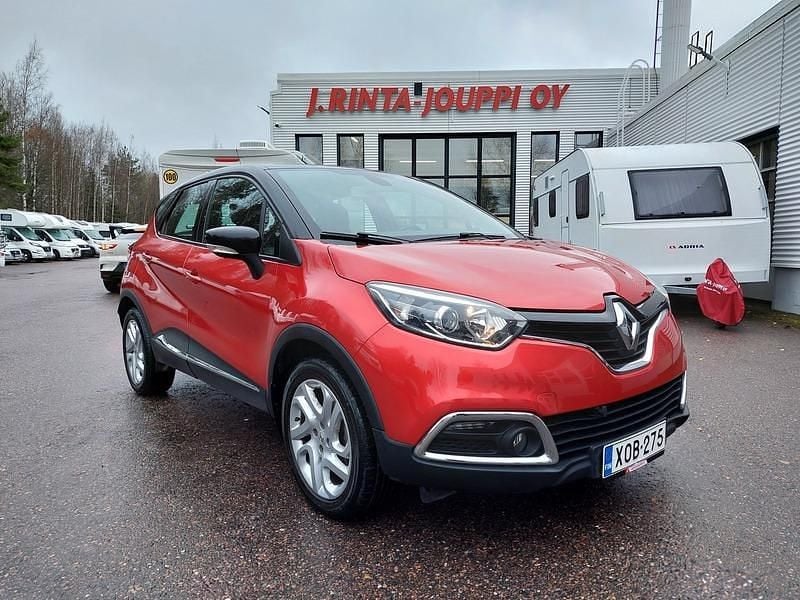 Punainen Käytetty 2017 Renault Captur Dynamique Katumaasturi | 9 800 € (Hyvä tarjous) - Kuva 1/4