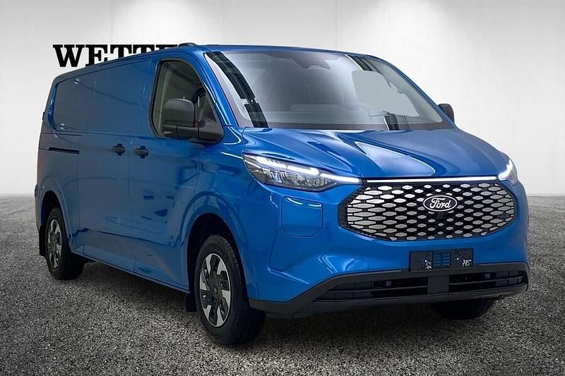 Uusi 2025 Ford E-Transit Trend Van | 63 520 € - Kuva 1/4