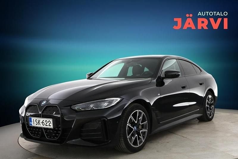 Musta Käytetty 2023 BMW i4 M Sport Sedan | 34 900 € (Perustarjous) - Kuva 1/3