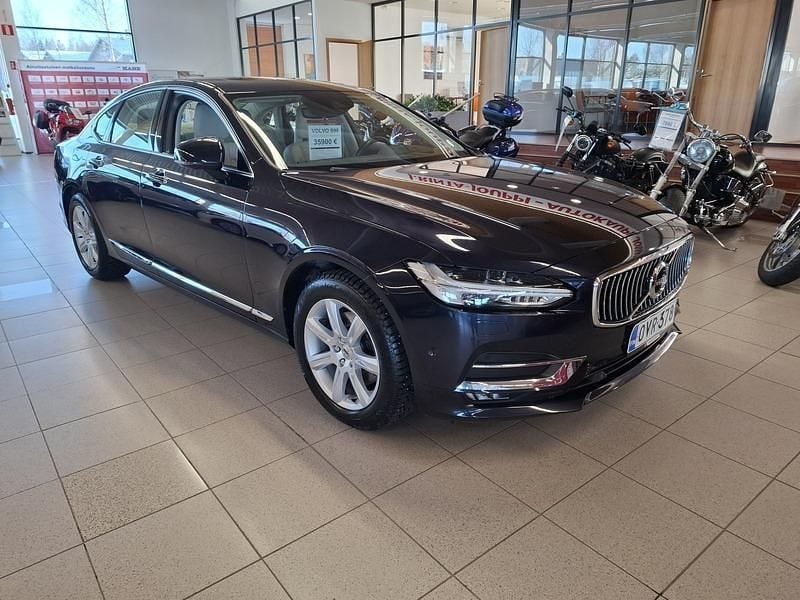 Käytetty Volvo S90 Inscription 190 HP (139 kW) 2017 Sininen Sedan