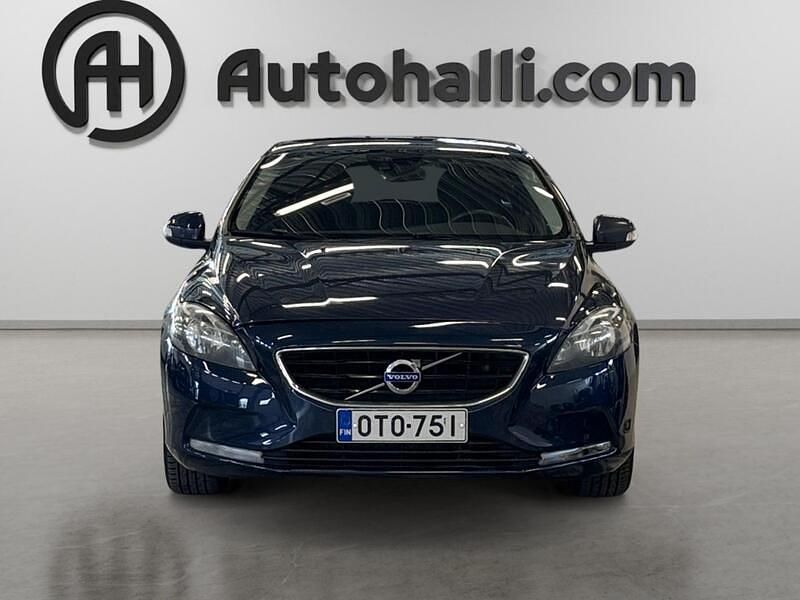 Käytetty Volvo V40 Kinetic 114 HP (83 kW) 2012 Farmari