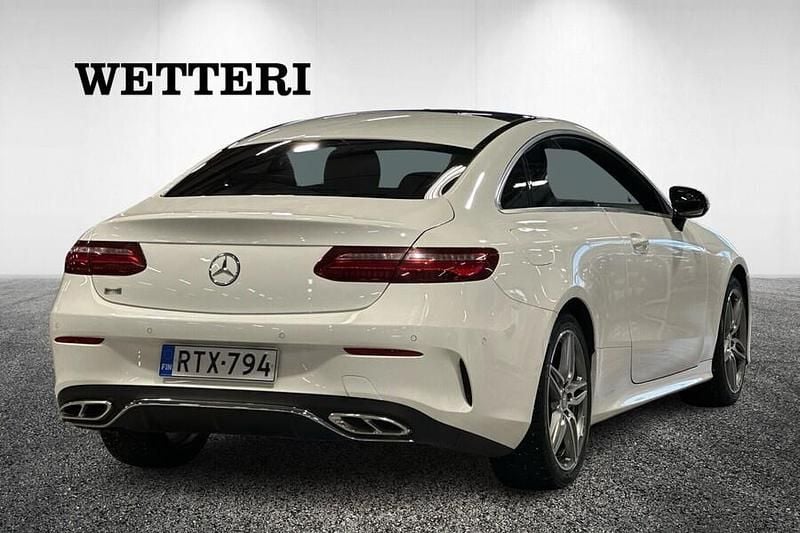 Käytetty Mercedes E220 AMG 194 HP (142 kW) 2019 Valkoinen Coupe - kaksiovinen