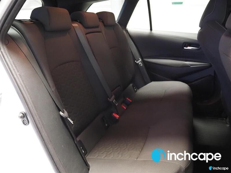 Käytetty Toyota Corolla Active 122 HP (89 kW) 2021 Farmari