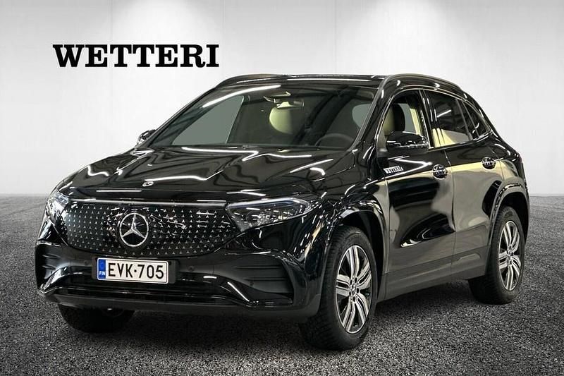 Musta Käytetty 2025 Mercedes EQA300 Business Katumaasturi | 56 500 € - Kuva 1/4