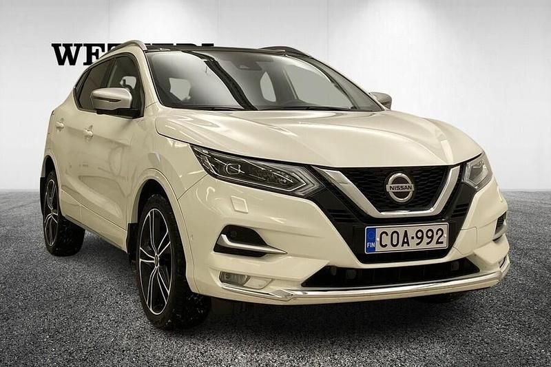 Käytetty Nissan Qashqai Pack 159 HP (116 kW) 2019 Valkoinen Katumaasturi