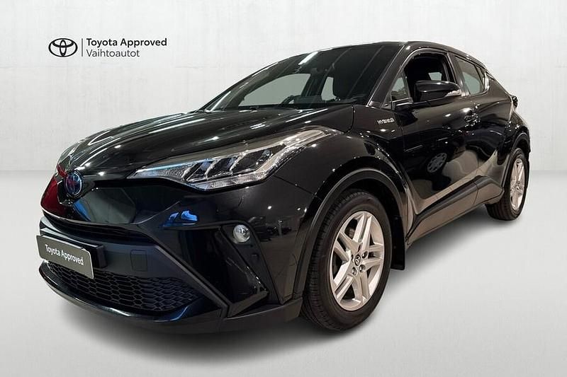 Käytetty Toyota C-HR Active 122 HP (89 kW) 2021 209 Katumaasturi