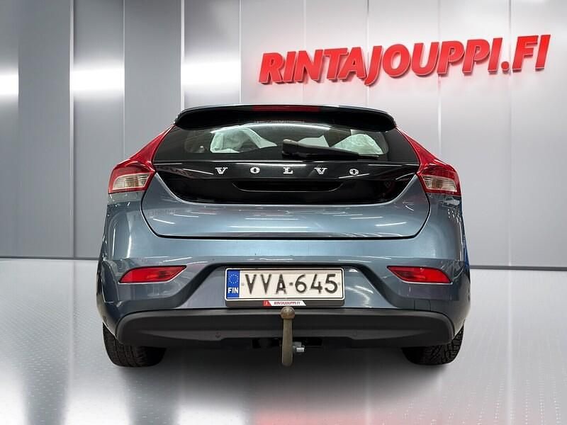 Käytetty Volvo V40 Kinetic 114 HP (83 kW) 2013 Viistoperä