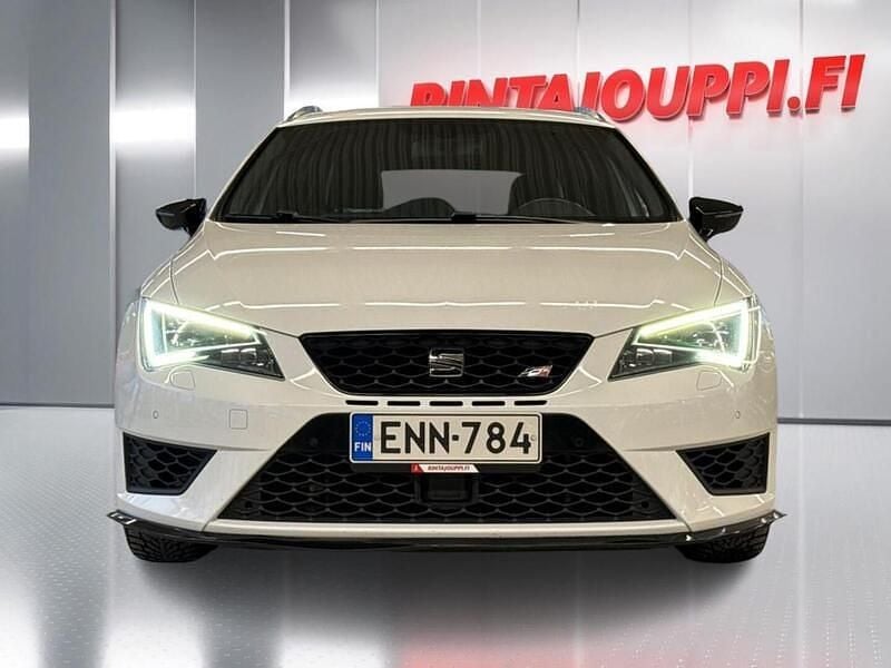 Käytetty Seat Leon ST CUPRA 265 HP (194 kW) 2015 Valkoinen Farmari