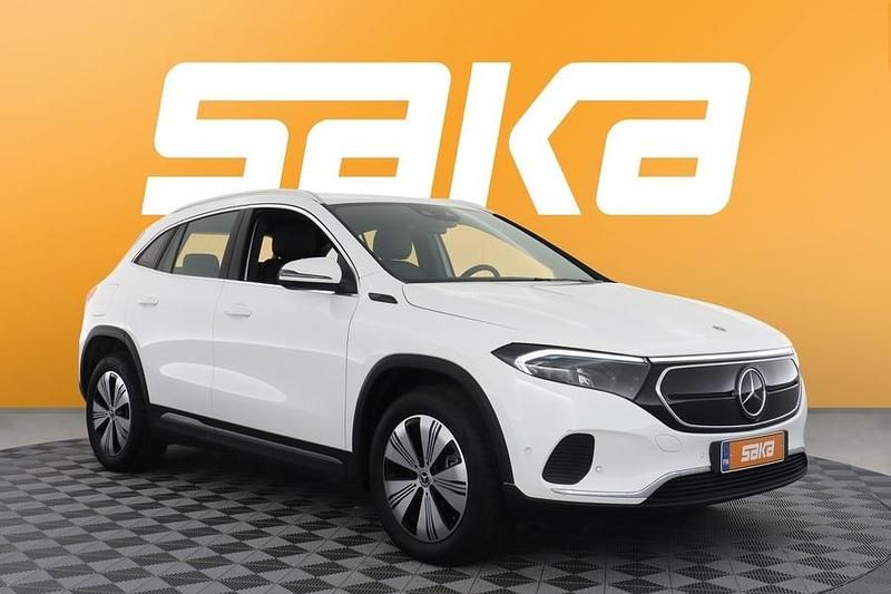 Käytetty Mercedes EQA250 139 kW (190 HP) 2022 Katumaasturi