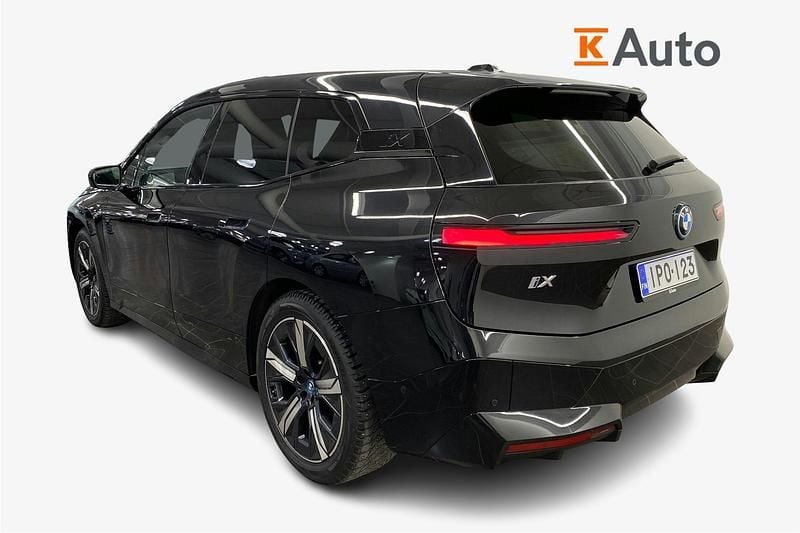 Käytetty BMW iX Comfort Edition 236 kW (322 HP) 2022 Musta Katumaasturi