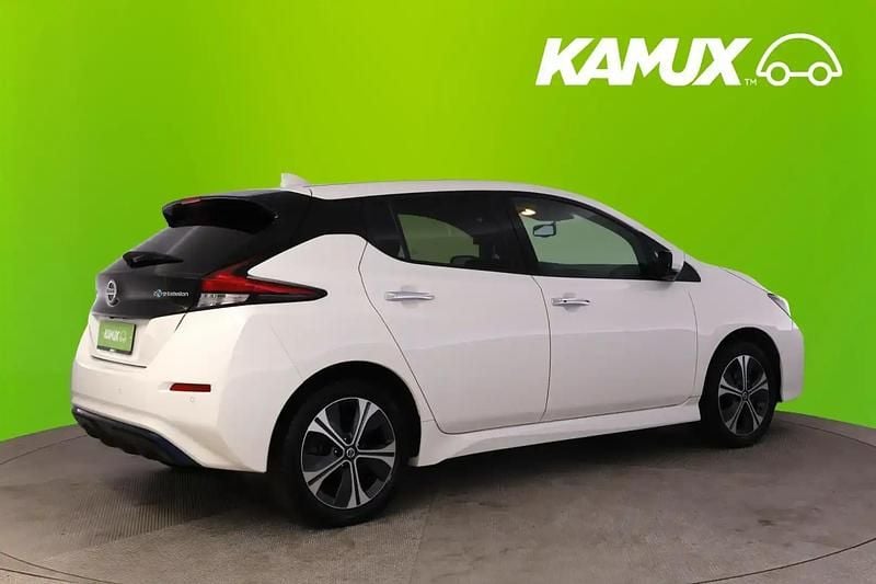 Käytetty Nissan Leaf N-Connecta 160 kW (218 HP) 2022 Valkoinen Viistoperä