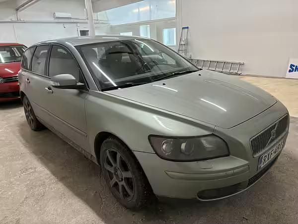 Käytetty Volvo 850 144 HP (105 kW) 1996 Vihreä Farmari