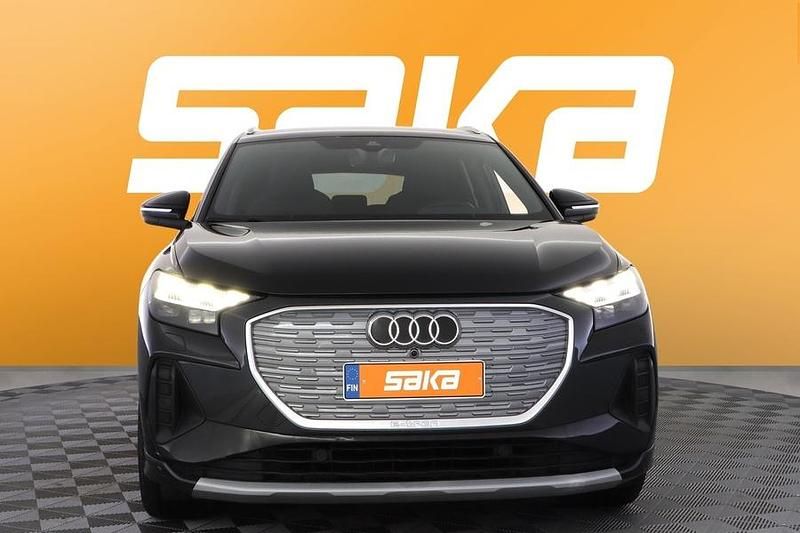Käytetty Audi Q4 e-tron Advanced Plus 219 kW (299 HP) 2023 Katumaasturi