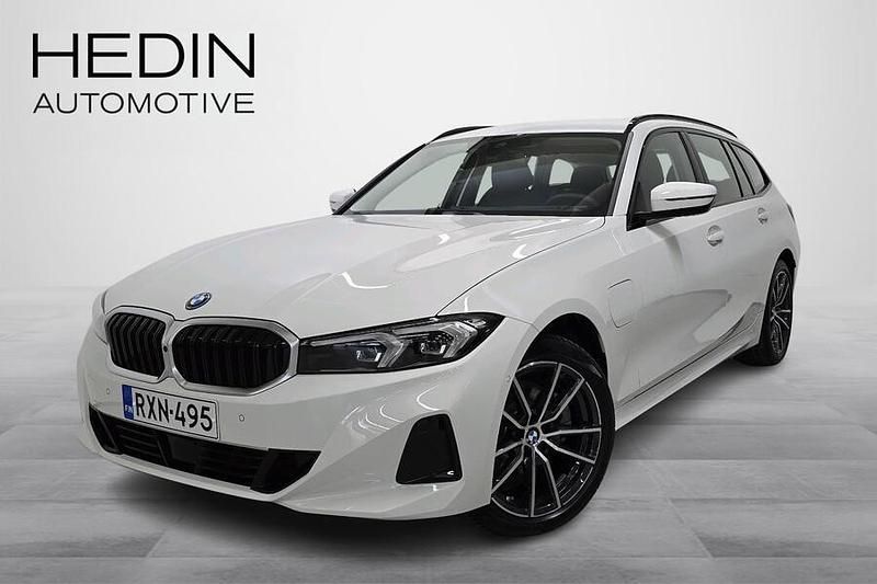 Käytetty BMW 330e 292 HP (214 kW) 2025 Valkoinen Farmari