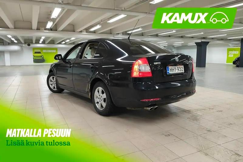 Käytetty Skoda Octavia Elegance 160 HP (117 kW) 2009 Musta Sedan