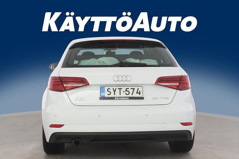 Käytetty Audi A3 Sportback Business 116 HP (85 kW) 2019 Valkoinen Viistoperä