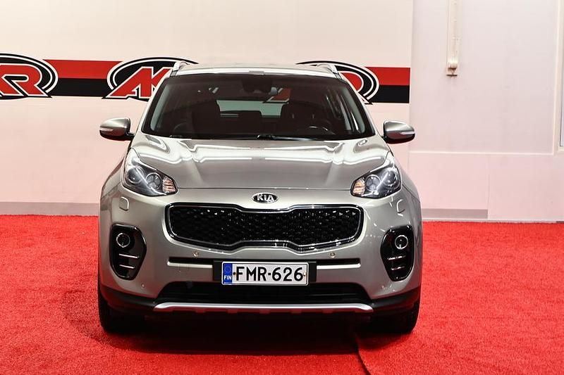 Käytetty Kia Sportage EX 136 HP (100 kW) 2017 Hopea Katumaasturi