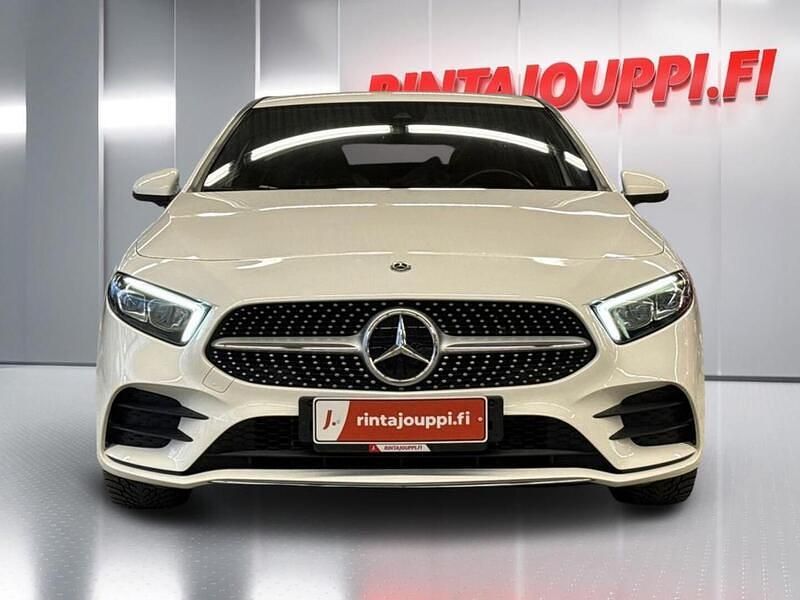 Käytetty Mercedes A250 Business 160 HP (117 kW) 2020 Valkoinen Viistoperä