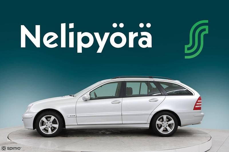 Käytetty Mercedes T180 2006