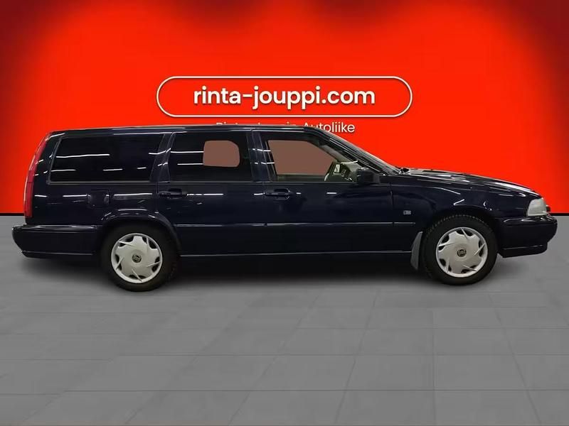 Käytetty Volvo V70 Standard 2000 Farmari