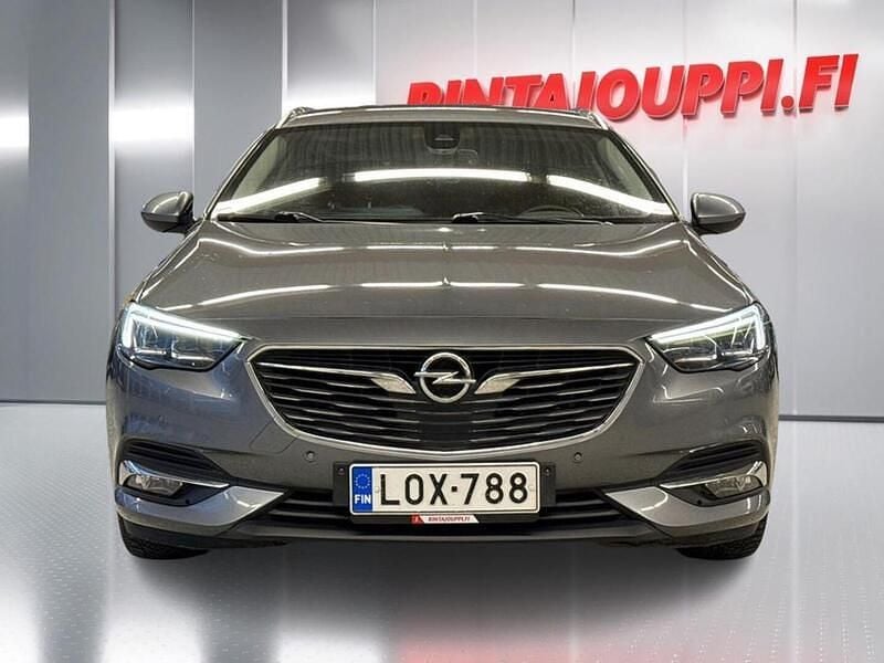 Käytetty Opel Insignia Innovation 165 HP (121 kW) 2019 Harmaa Farmari