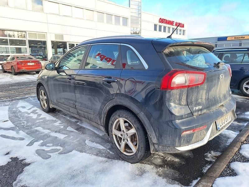 Käytetty Kia Niro LX 105 HP (77 kW) 2018 Katumaasturi