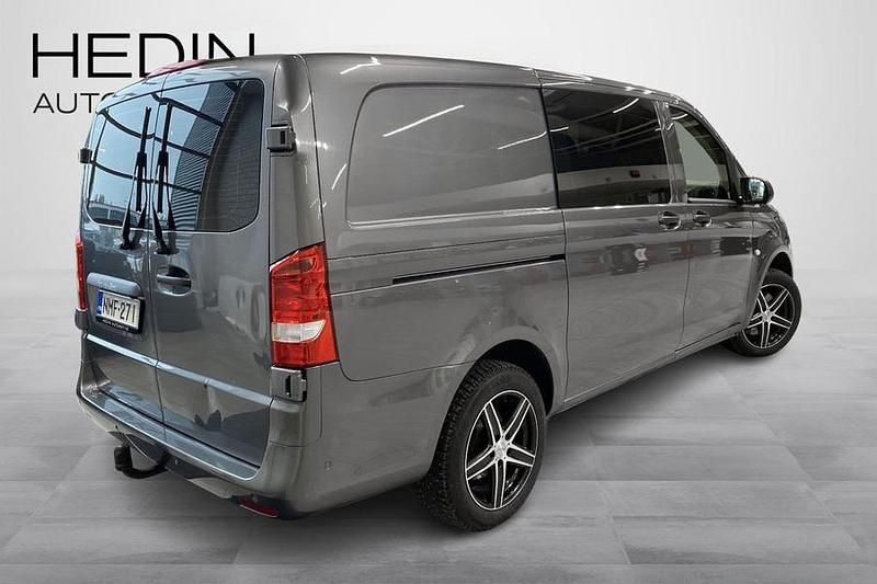 Käytetty Mercedes Vito 190 HP (139 kW) 2021 Harmaa Van