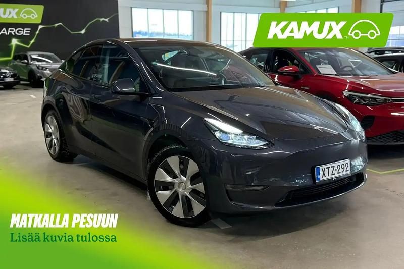 Käytetty Tesla Model Y 258 kW (351 HP) 2021 Harmaa Katumaasturi