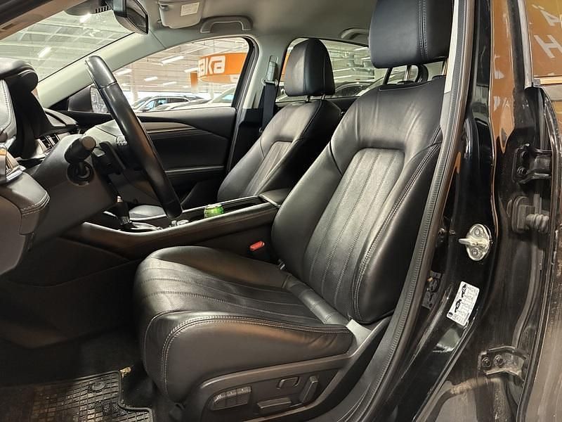 Käytetty Mazda 6 Luxury 194 HP (142 kW) 2018 Sedan