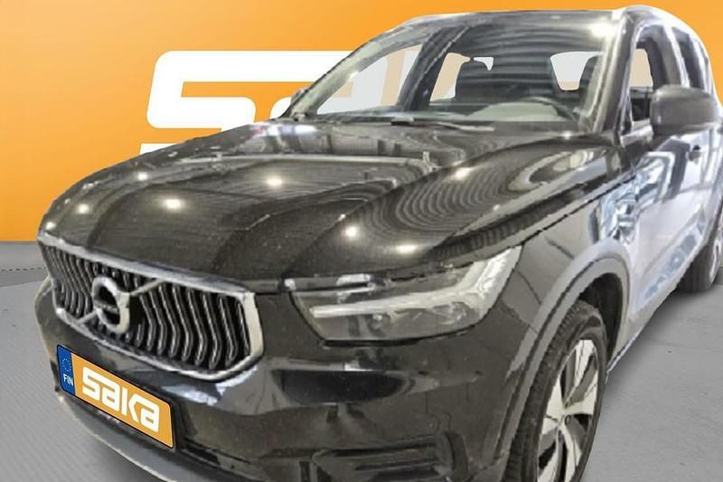 Käytetty 2022 Volvo XC40 Inscription Katumaasturi | 30 900 € (Perustarjous) - Kuva 1/4