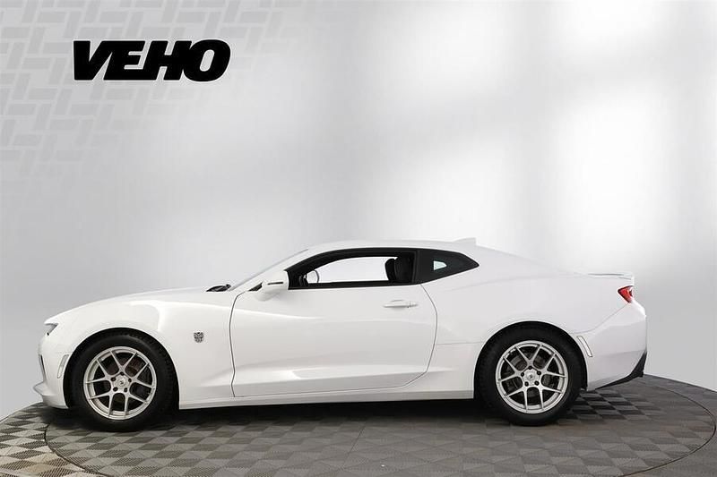 Käytetty Chevrolet Camaro 275 HP (202 kW) 2018 Valkoinen Coupe - kaksiovinen