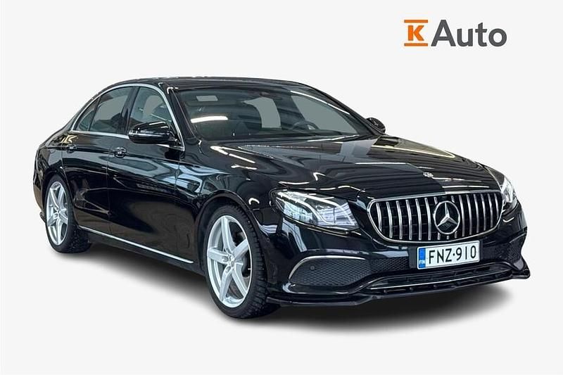 Käytetty Mercedes E220 Avantgarde 194 HP (142 kW) 2019 Sedan