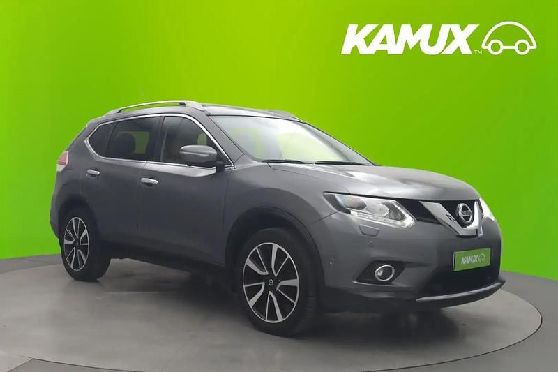 Hopea / harmaa Käytetty 2016 Nissan X-Trail Tekna Katumaasturi | 10 590 € (Hyvä tarjous) - Kuva 1/4