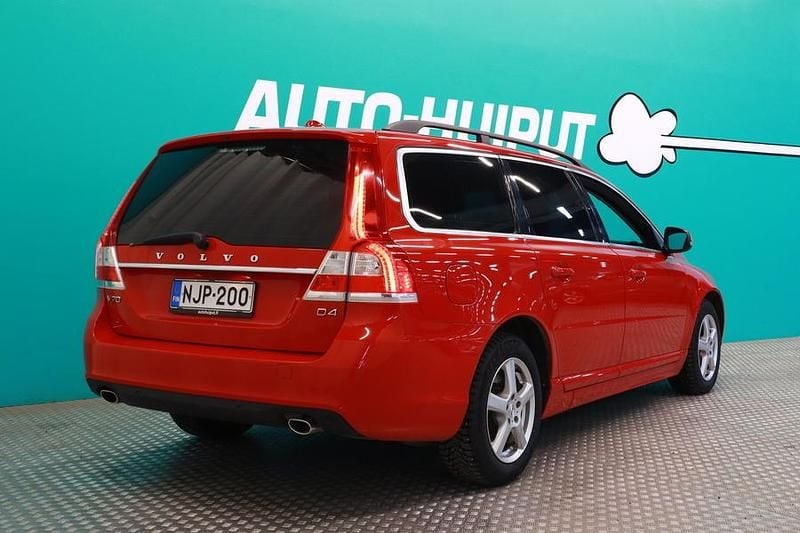Käytetty Volvo V70 Business Edition 181 HP (133 kW) 2015 Farmari