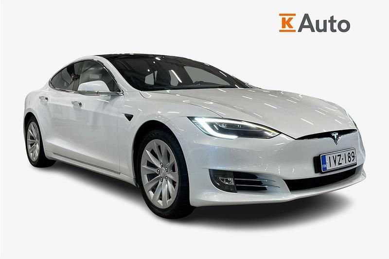 Käytetty Tesla Model S 244 kW (332 HP) 2017 Valkoinen Viistoperä
