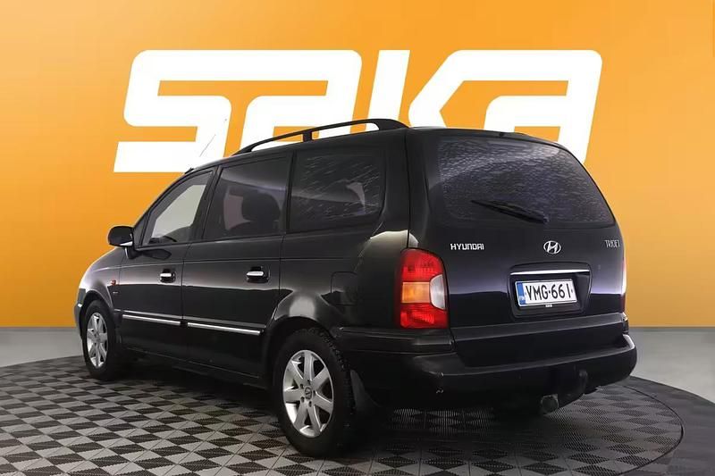 Käytetty Hyundai Trajet 173 HP (127 kW) 2004 Tila-auto