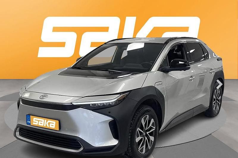 Käytetty Toyota bZ4X Executive 160 kW (218 HP) 2022 Katumaasturi