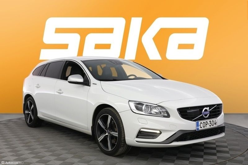 Valkoinen Käytetty 2018 Volvo V60 R-Design Farmari | 17 690 € (Hyvä tarjous) - Kuva 1/3