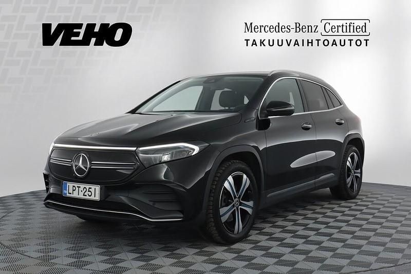 Käytetty Mercedes EQA250 AMG line 139 kW (190 HP) 2021 Musta Katumaasturi
