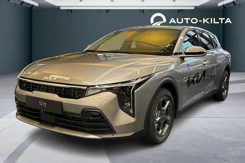 Uusi Kia K4 Comfort 2026 Met. harmaa Viistoperä