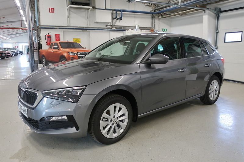 Harmaa Käytetty 2023 Skoda Scala Style Viistoperä | 25 900 € (Kallis) - Kuva 1/4