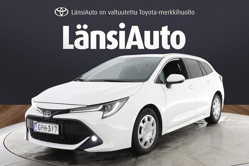 Käytetty Toyota Corolla Edition 122 HP (89 kW) 2022 Valkoinen Farmari