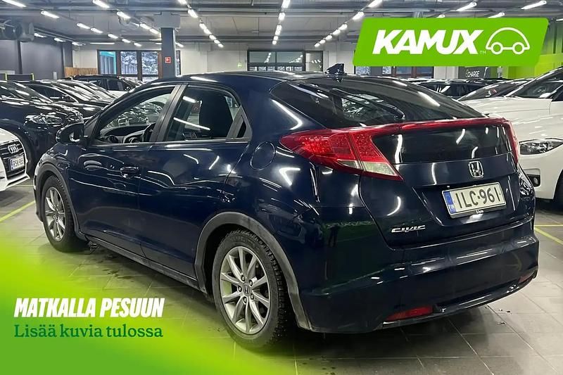 Käytetty Honda Civic 120 HP (88 kW) 2014 Sininen Sedan