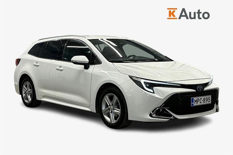 Käytetty Toyota Corolla Edition 140 HP (102 kW) 2023 Valkoinen Farmari