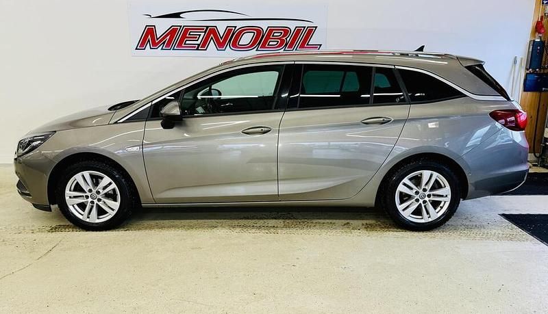 Käytetty Opel Astra Innovation 150 HP (110 kW) 2017 Farmari