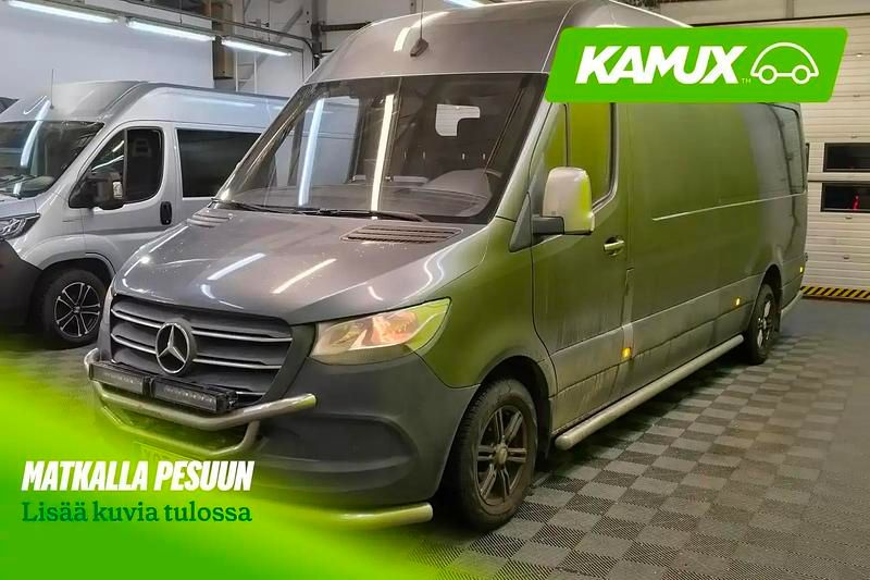 Käytetty Mercedes Sprinter 163 HP (119 kW) 2019 Hopea / harmaa Van