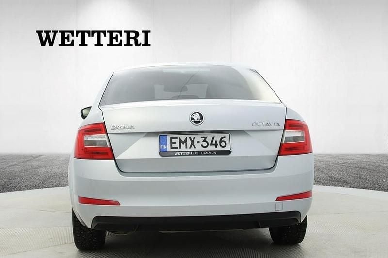 Käytetty Skoda Octavia Elegance 140 HP (102 kW) 2014 Viistoperä