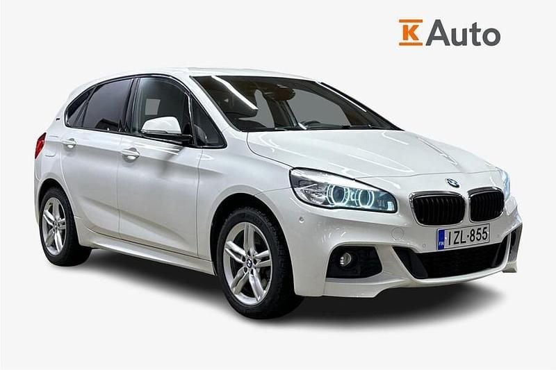 Valkoinen Käytetty 2018 BMW 225 Active Tourer M Sport Tila-auto | 12 890 € (Perustarjous) - Kuva 1/3